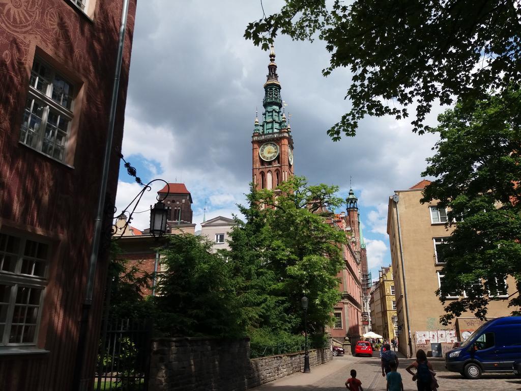 Апартаменты H&T Old Town Ogarna 97 Гданьск Экстерьер фото